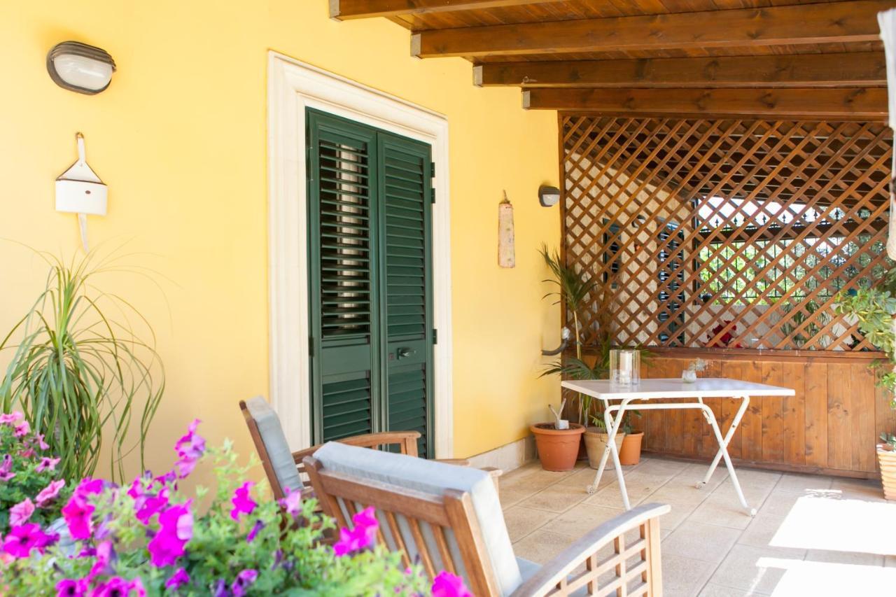 B&B I Tre Ulivi Саличе-Салентино Экстерьер фото